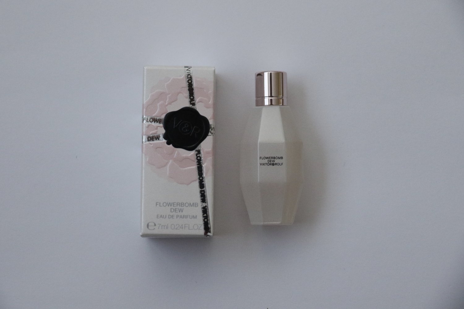 Viktor & Rolf Flowerbomb Dew Mini Perfume Eau de Parfum .24 fl oz 7 ml EDP New