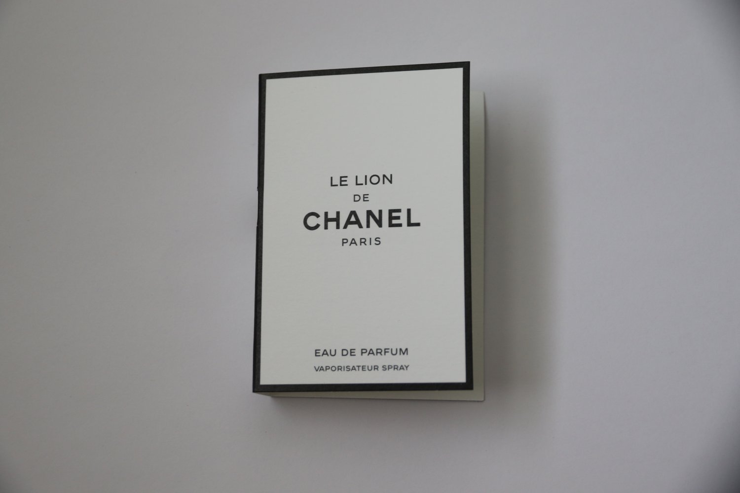 Chanel Les Exclusifs Le Lion Eau de Parfum Perfume Sample Spray 1.5 ml .05 oz New