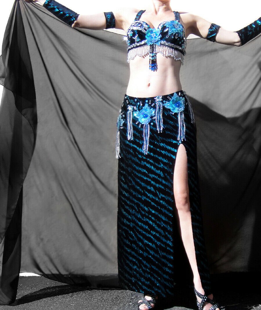 Ameynra Belly Dance Costume Black Light-Blue Size S Full Set Bra Skirt Veil New