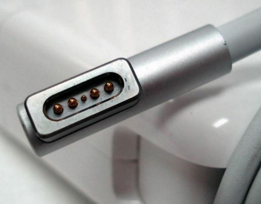 apple macbook pro charger model a1181