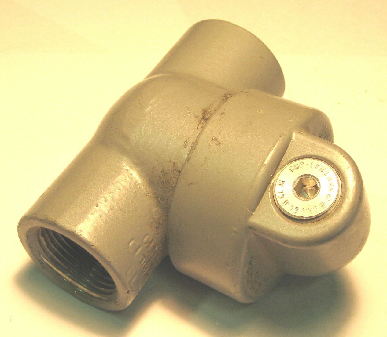 Killark Hazardous Location EYS3 1" Conduit Inline Electrolet Fitting