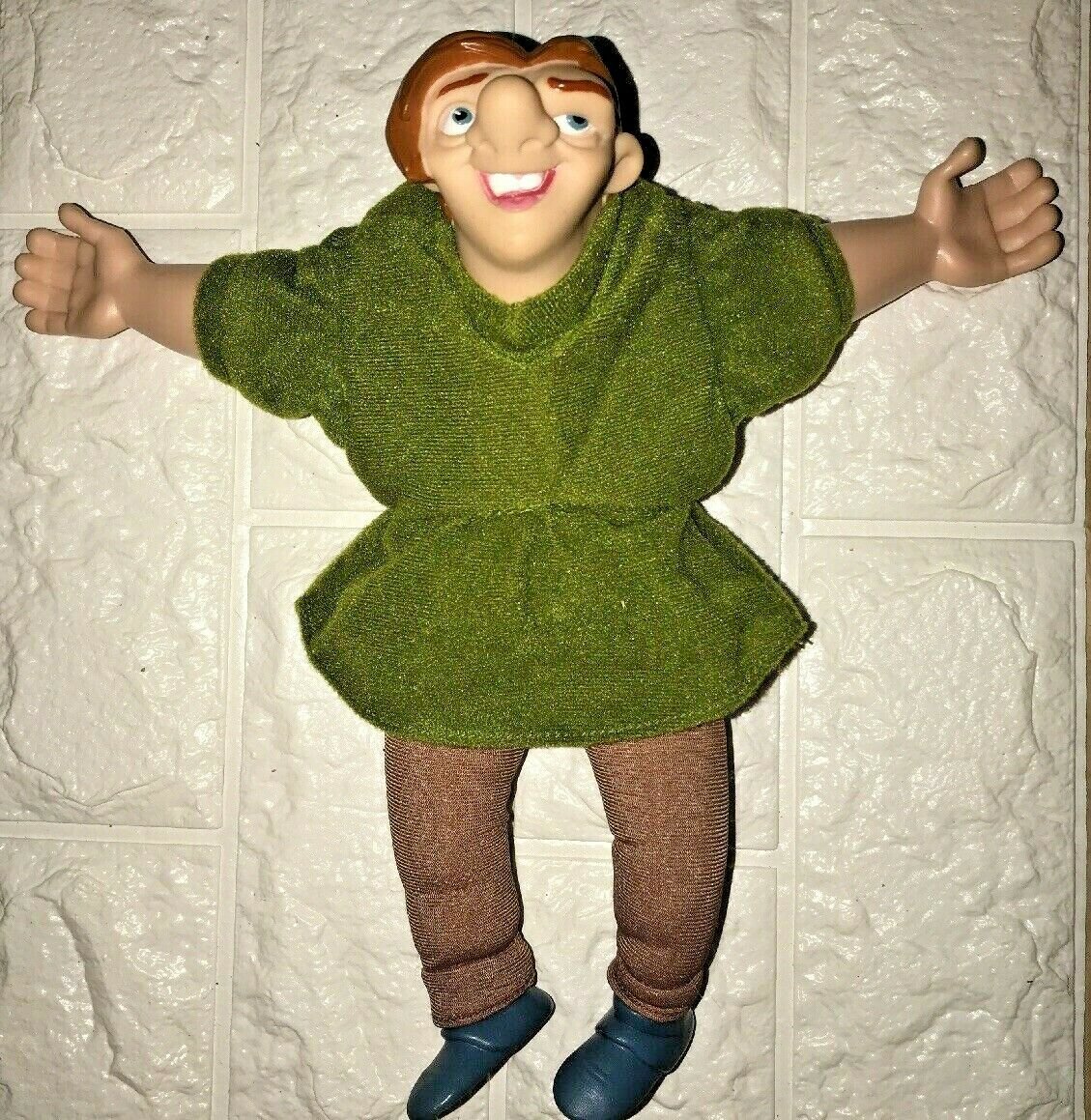 Disney Hunchback of Notre Dame Movie Character Doll Quasimodo Hand ...