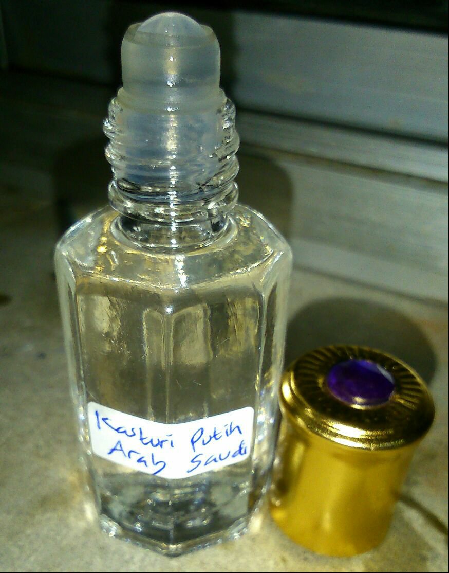 White Kasturi Saudi Arabian Original Imported Oil 25ml Strong Scents Fragrance