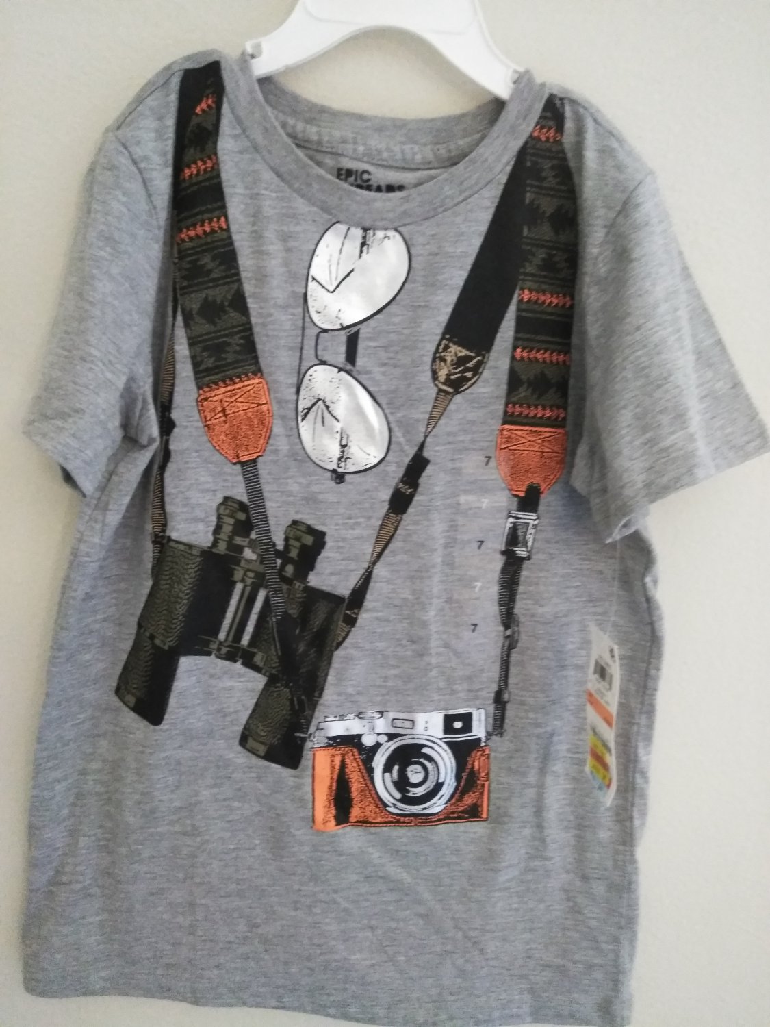 EPIC THREADS CHILDREN'S PRINT TEE SHIRT - SIZE 7