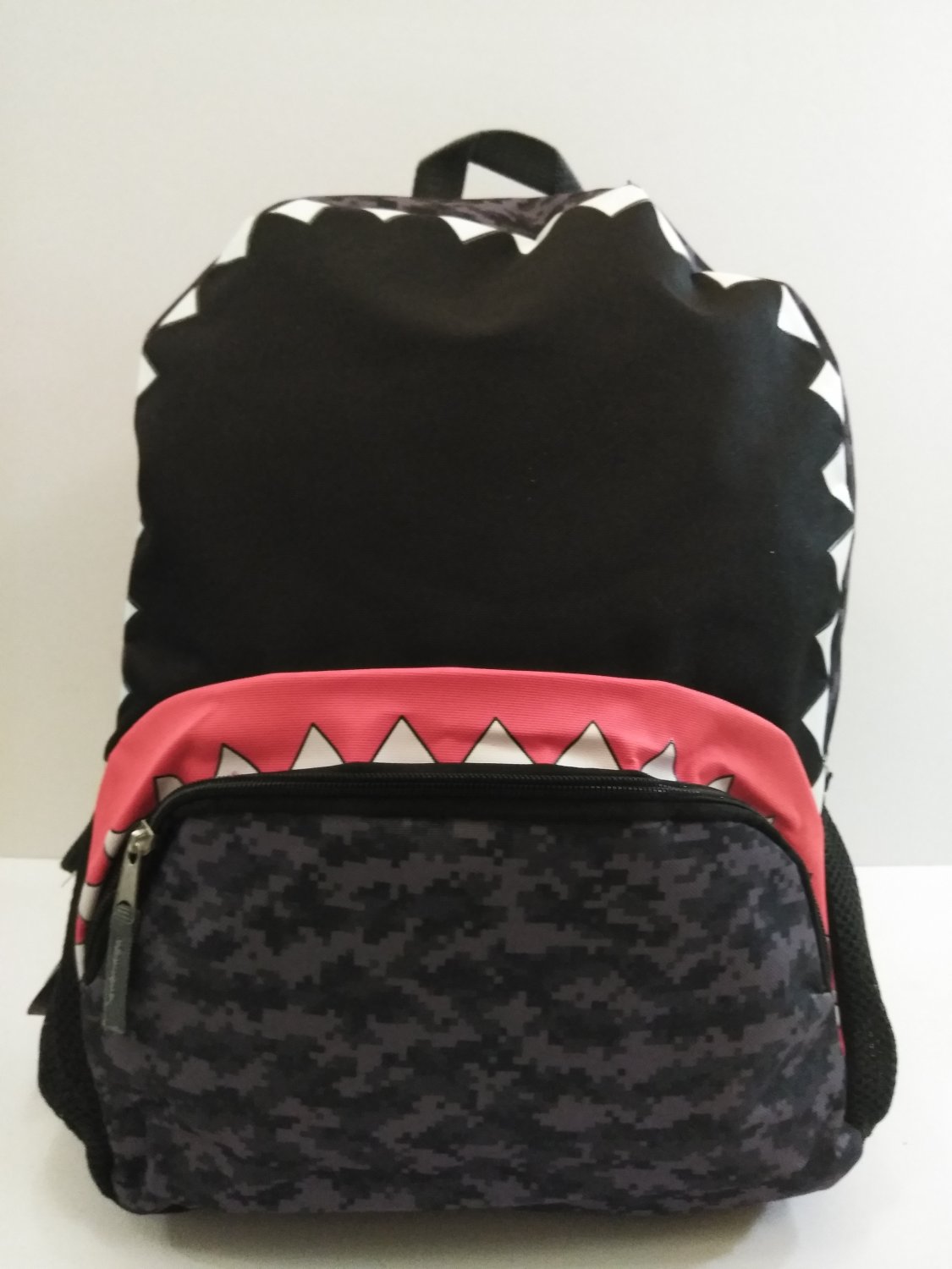 BOY'S GEOMETRIC CAMO  WITH SHARK  TEETH PRINT  BACKPACK - BLACK