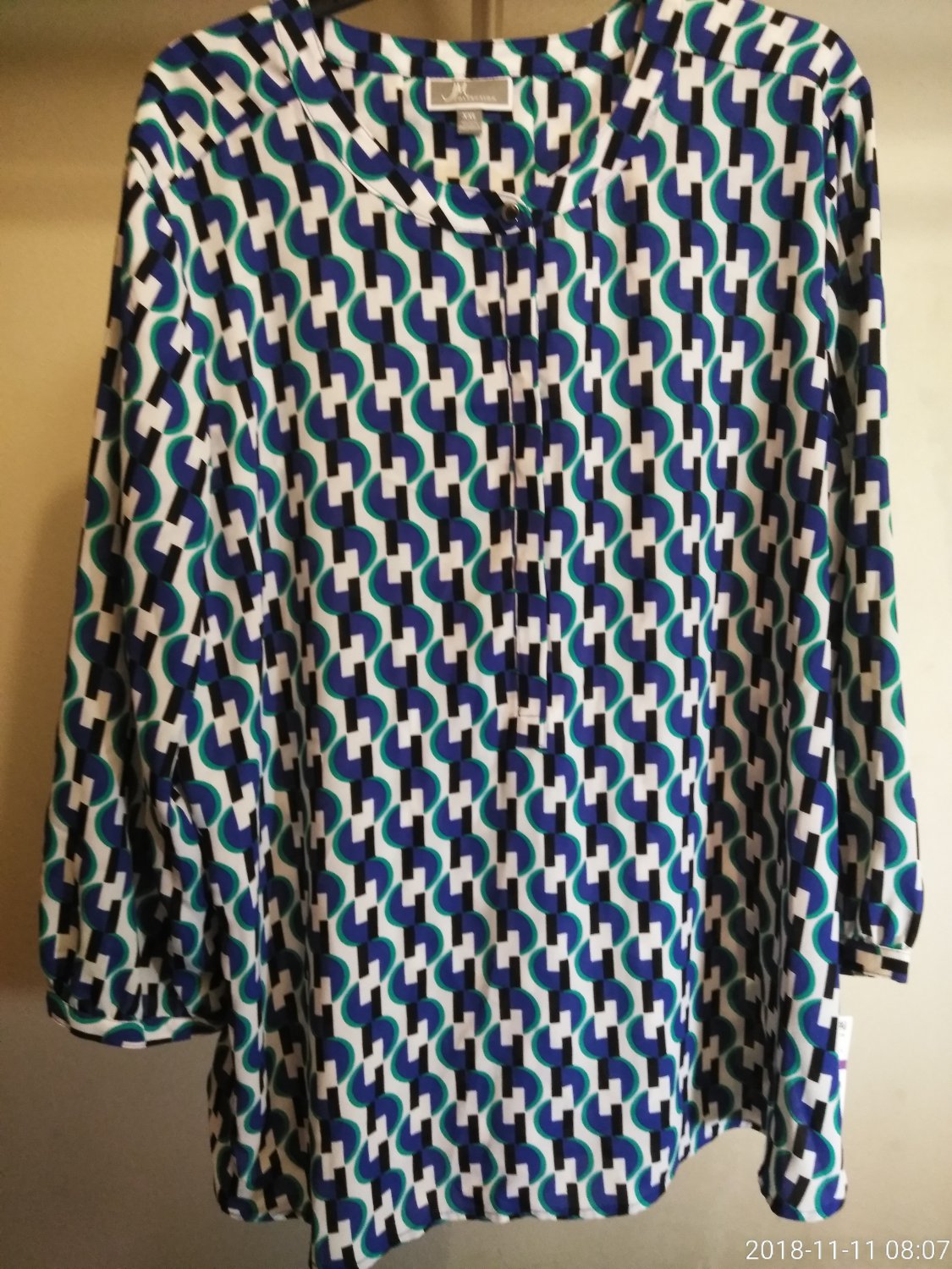 J M COLLECTIONS WOMEN'S LONG SLEEVE  BUTTON FRONT MULTI COLOR TOP - XXL