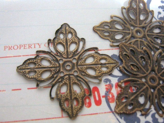 Diamond Leaf Wrap 35mm Antiqued Bronze Finish