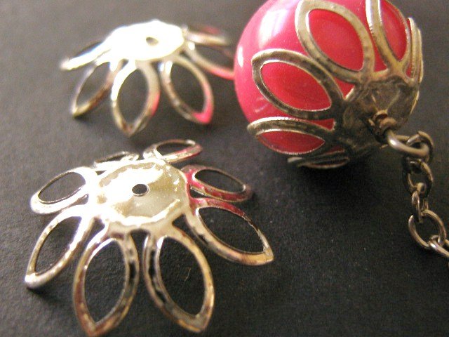 Spike Flower 22mm Bead Caps  Silver Tone Finish