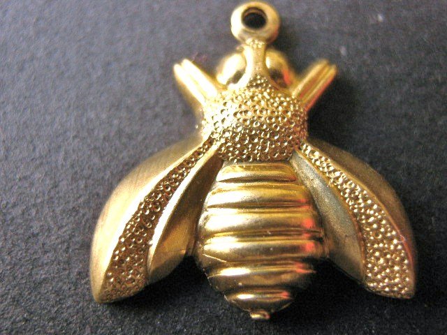 Raw Brass Bumble Bee Charm 17mm