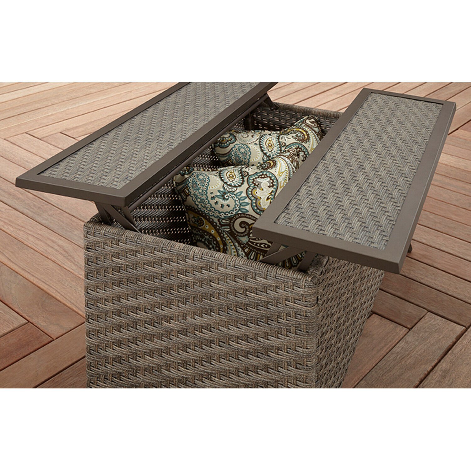 Better Homes and Gardens Adley River Outdoor Deck Box