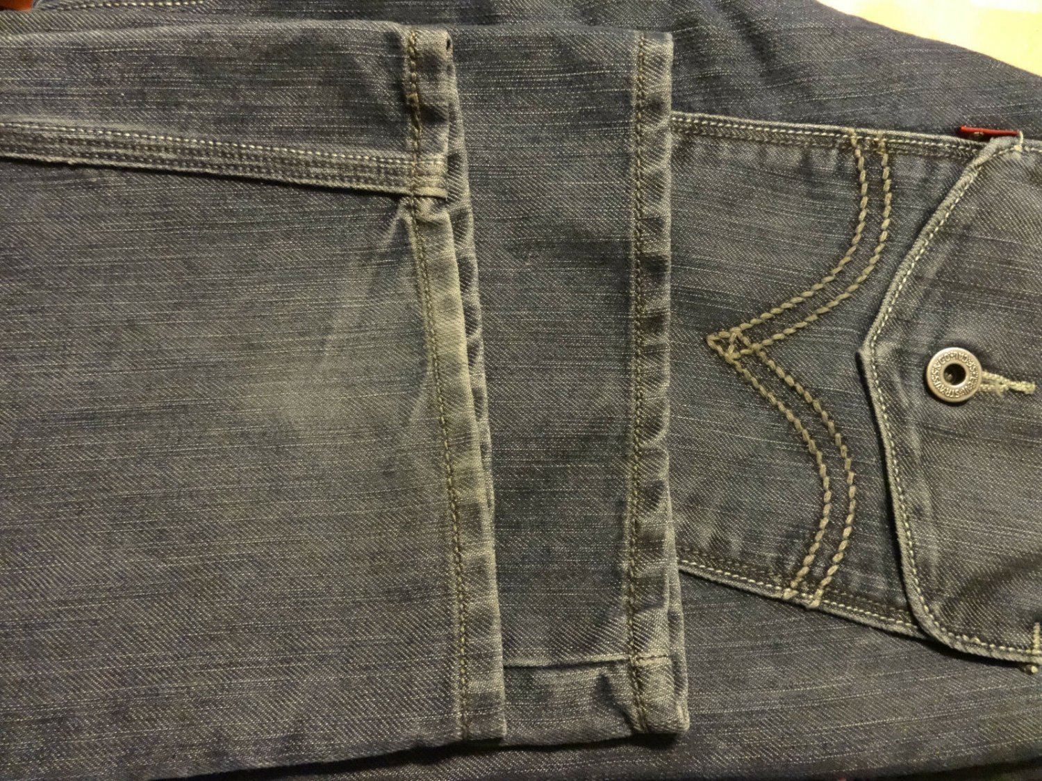 Levi's 514 Slim Straight Blue Jeans 31 X 32 Vintage Back Pocket Design