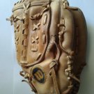 Wilson GEORGE BRETT 11" Baseball Glove A2244  RHT Snap Action Split Hinge