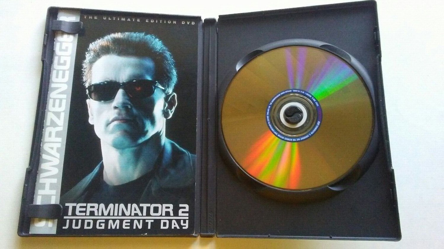 Terminator 2 - The Ultimate DVD Edition (DVD, 2000)