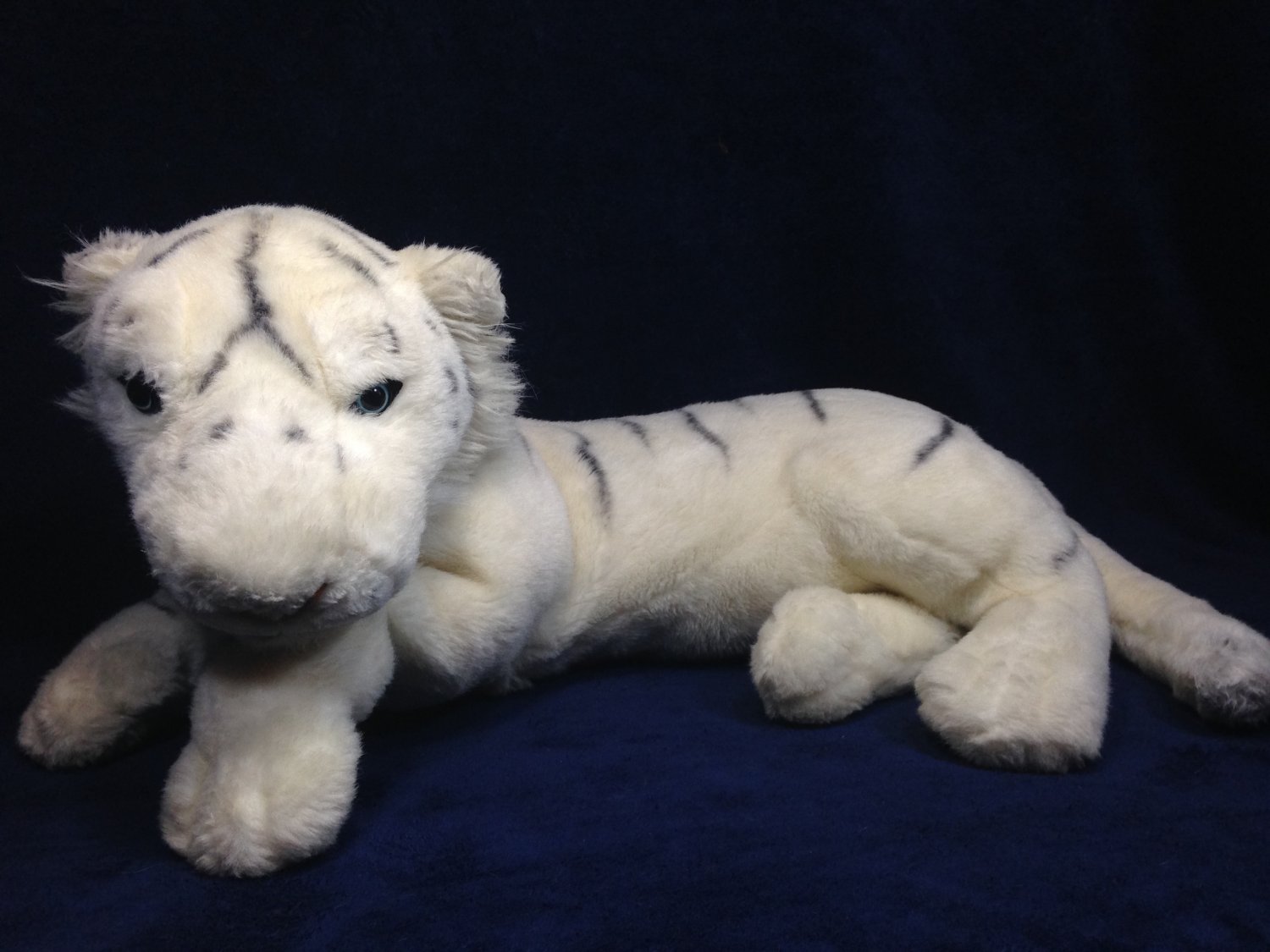 white siberian tiger stuffed animal