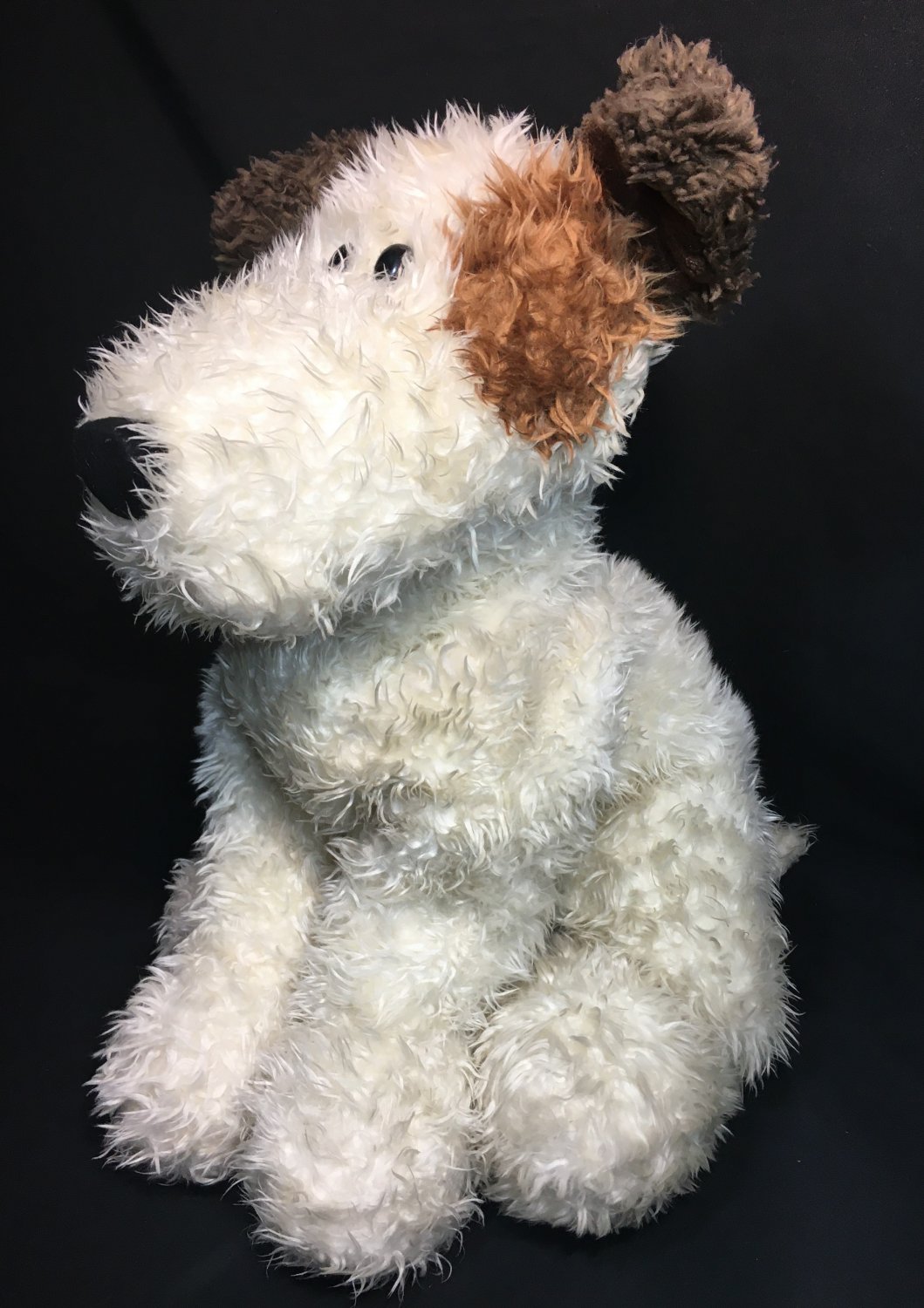 shaggy stuffed animal