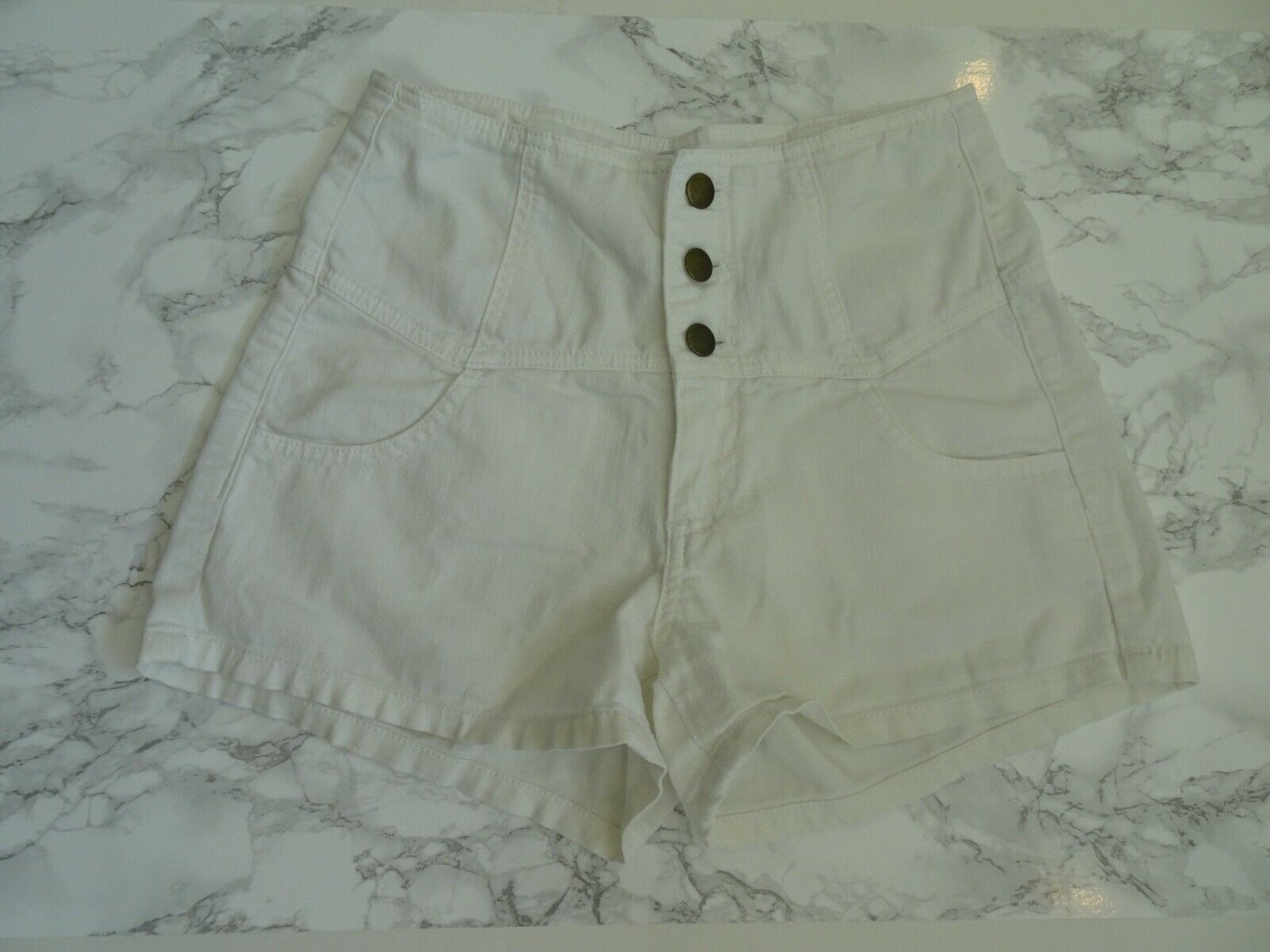 Foreign Exchange White DENIM JEAN Button SHORTS S