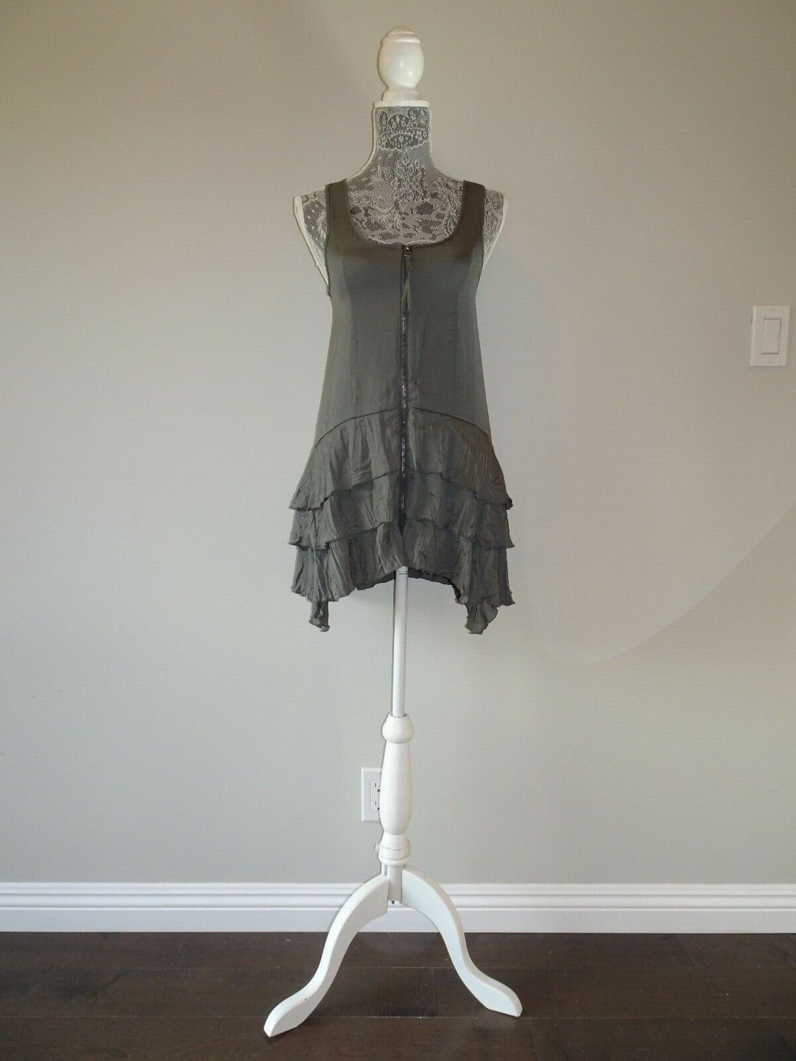 H&M Ruffle Bottom Dress Grey Ss 2