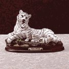 Alabastrite Mother And Cub White Tigers
