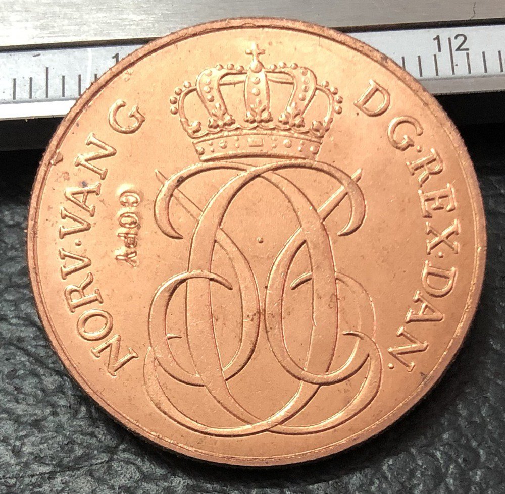 1740 Danish West Indies 2 Skilling-Christian Copper Copy Coin