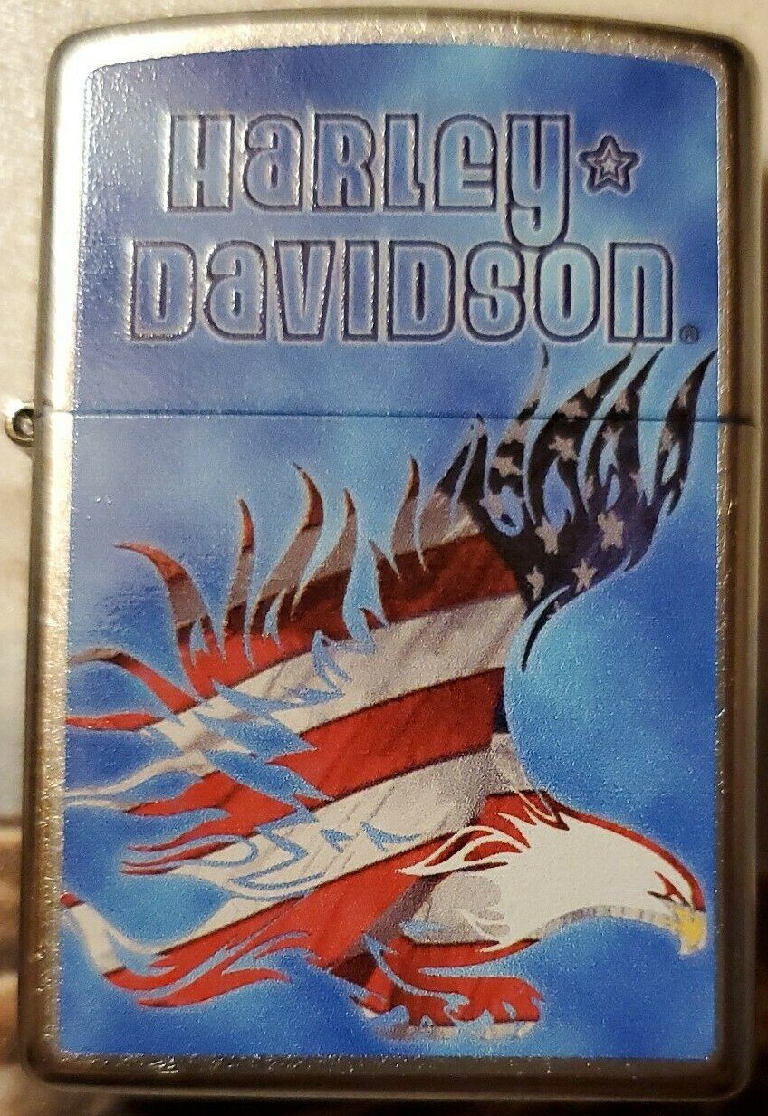 Zippo Lighter: 2011 Harley-Davidson patriotic Eagle Free Shipping