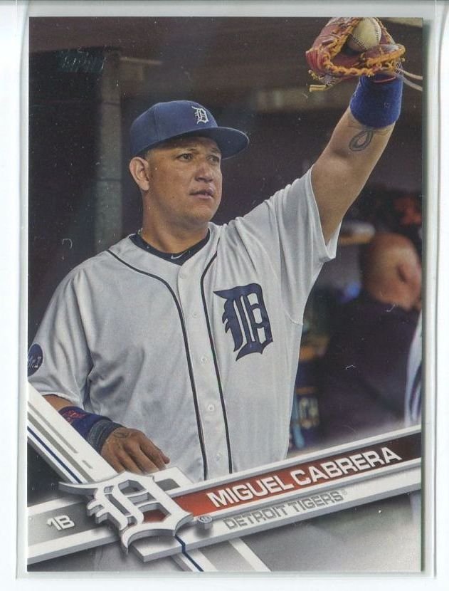 MIGUEL CABRERA SP 2017 Topps #150C UPD WEARING GLOVE VARIATION SHORT PRINT Tiger