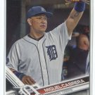 MIGUEL CABRERA SP 2017 Topps #150C UPD WEARING GLOVE VARIATION SHORT PRINT Tiger