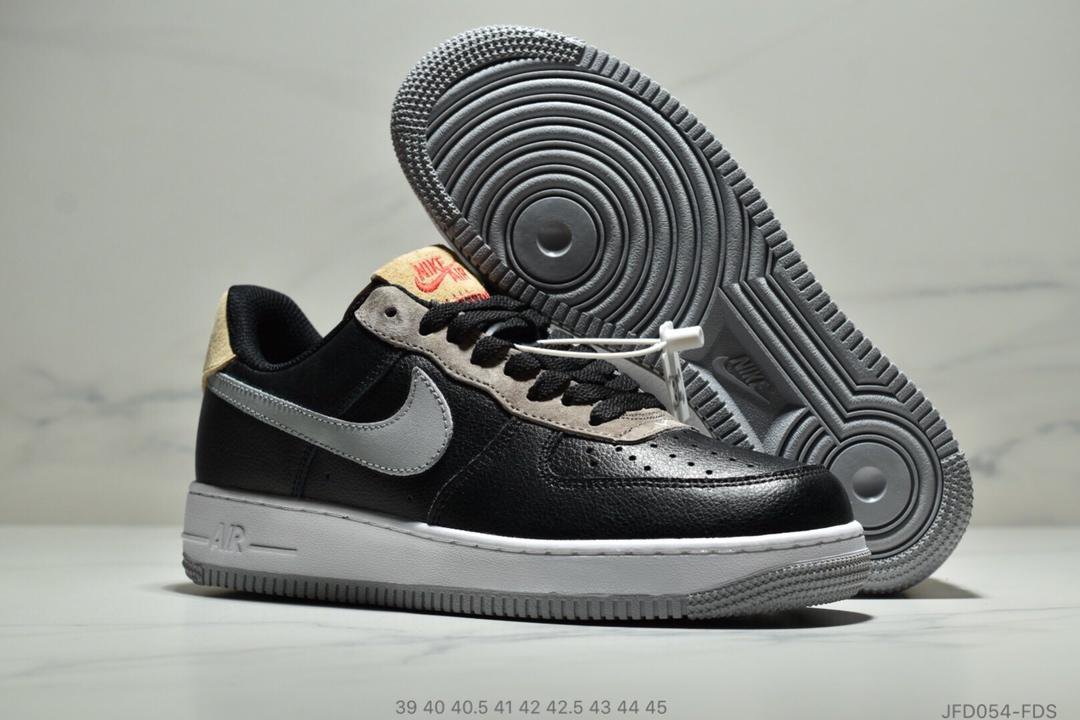 Air Force 1 07 Light Bone Sneaker black