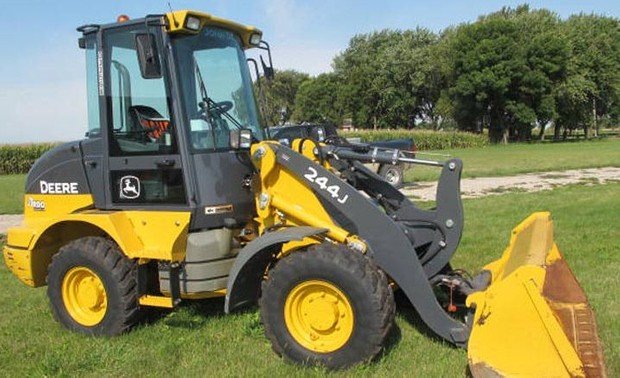 PDF John Deere 244J Compact Loader (SN. from 23290) Service Repair Technical Manual (TM11215)