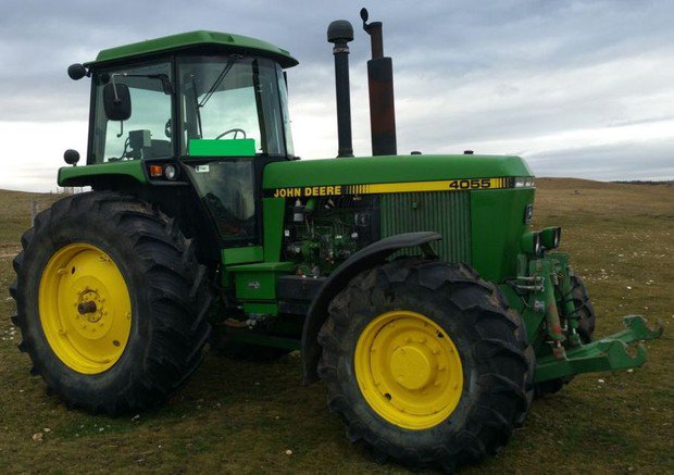 PDF John Deere 4055, 4255, 4455 Tractors Service Repair Technical Manual (TM1458)