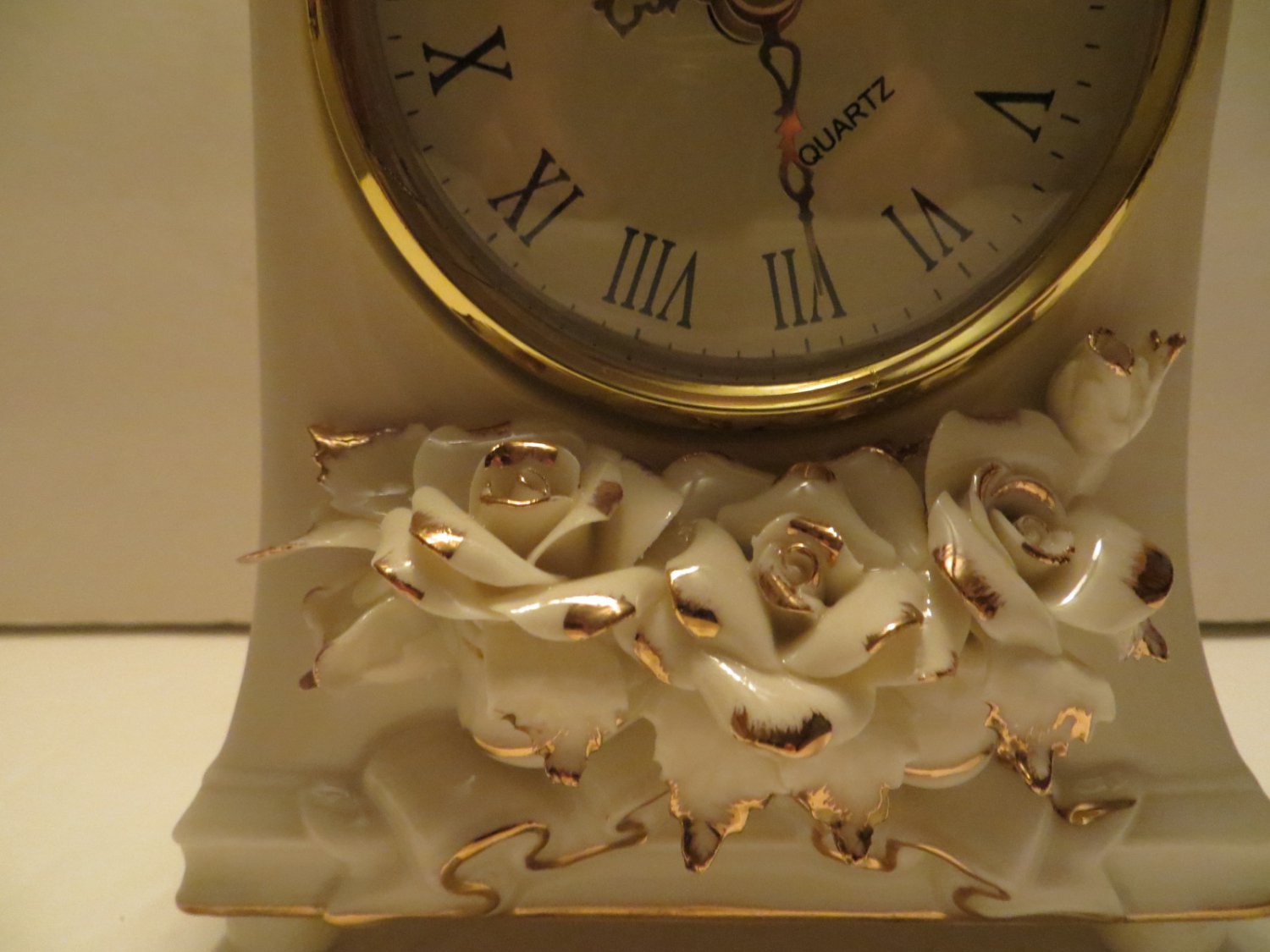 Avon Porcelain Mantle Clock Romantic Flowers