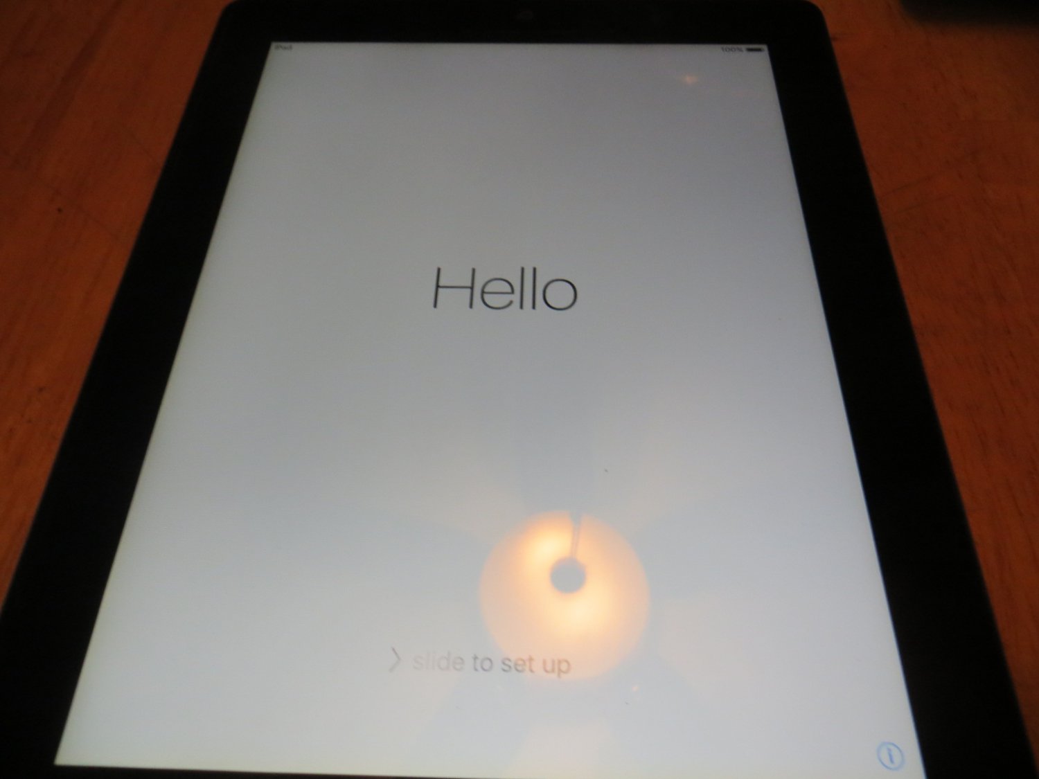 Apple iPad 2nd Gen Silver A1395 16GB Wi-Fi MC769LL/A 9.7"