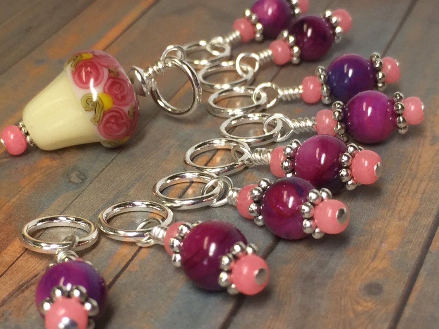Handmade Cupcake Stitch Marker Set (SNAG FREE)- Set of 9 Pink Knitting Markers