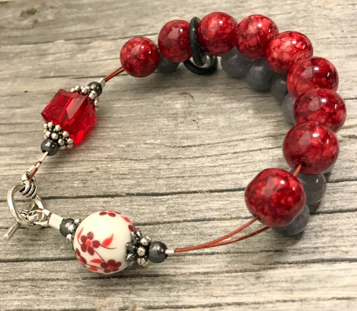 Red Flowers Abacus Counting Bracelet, Knitting Row Counter, Handmade
