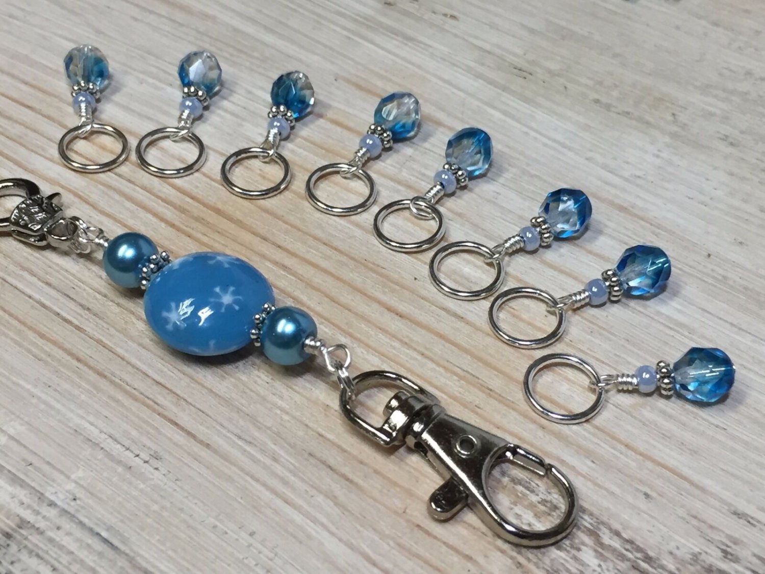 Handmade Beaded Blue Star Stitch Marker Lanyard (SNAG FREE) for Knitters