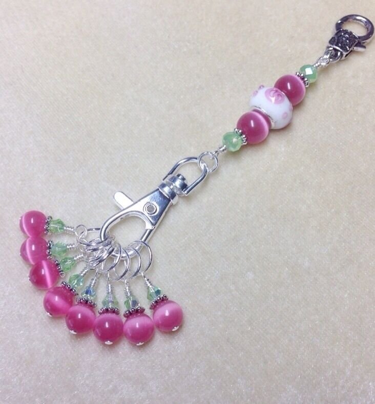 Handmade Beaded Knitting Stitch Marker Set with Lanyard (SNAG FREE) Cats eye
