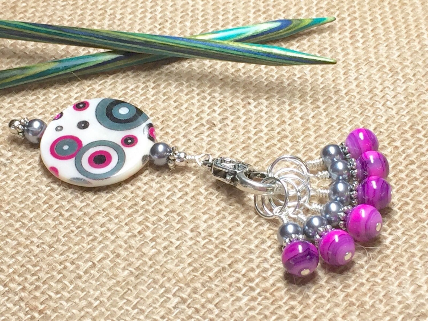 Snag Free Beaded Knitting Stitch Markers & Matching Holder- Pink & Grey Circles
