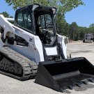 BOBCAT T750 SKID STEER