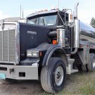 KENWORTH W900 QUAD AXLE 5800 GALLON MILK / WATER TRUCK
