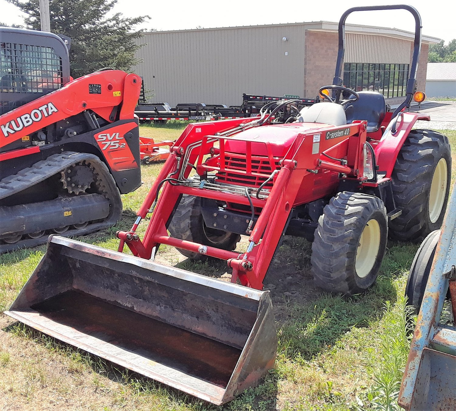 CENTURY 3040 FARM TRACTOR C-SYSTEM 40 LOADER ASSEMBLY 595 HOURS