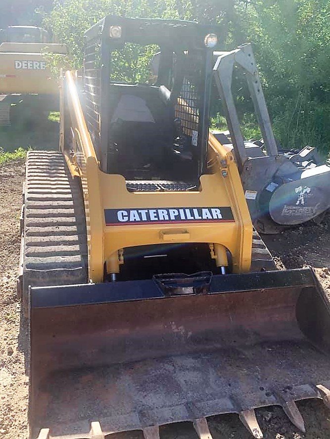 CAT 277B SKID STEER