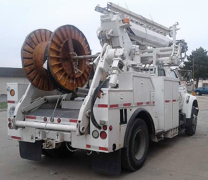 FORD F800 / ALTEC AP45 CABLE PLACER / BUCKET REEL TRUCK