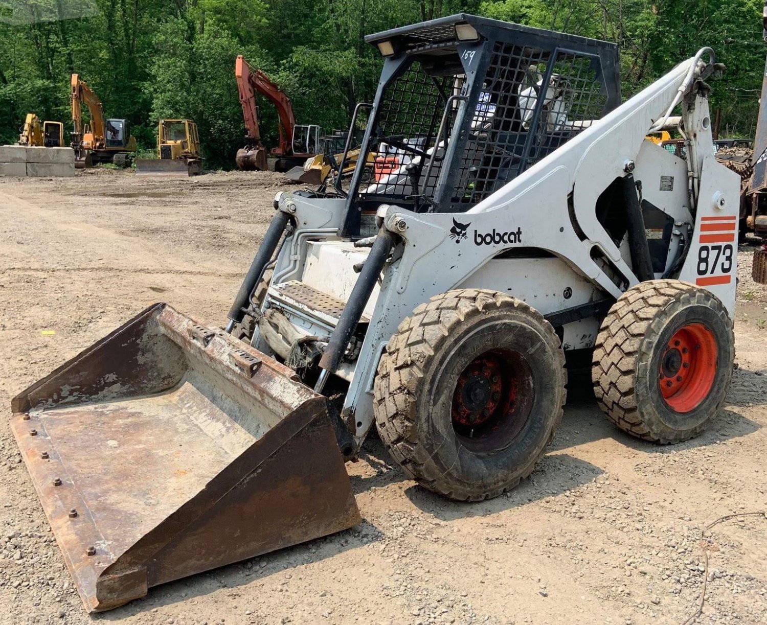 BOBCAT 873 SKID STEER