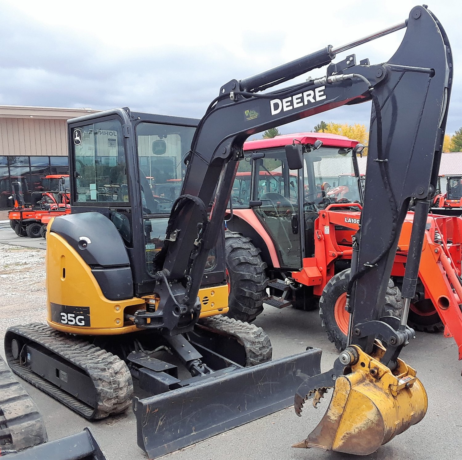 Deere 35g Mini Excavator 4677