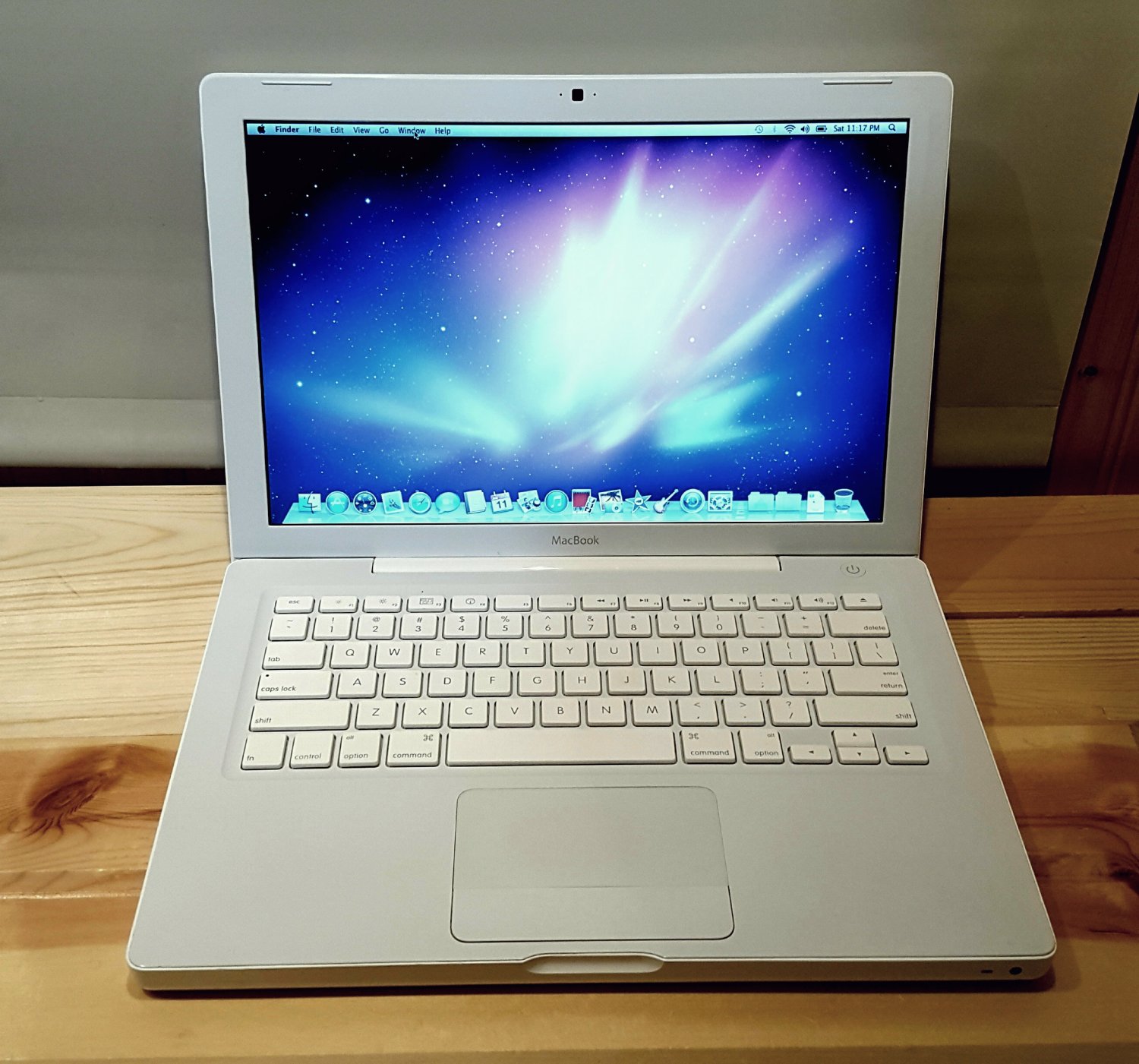 macbook a1181 latest os