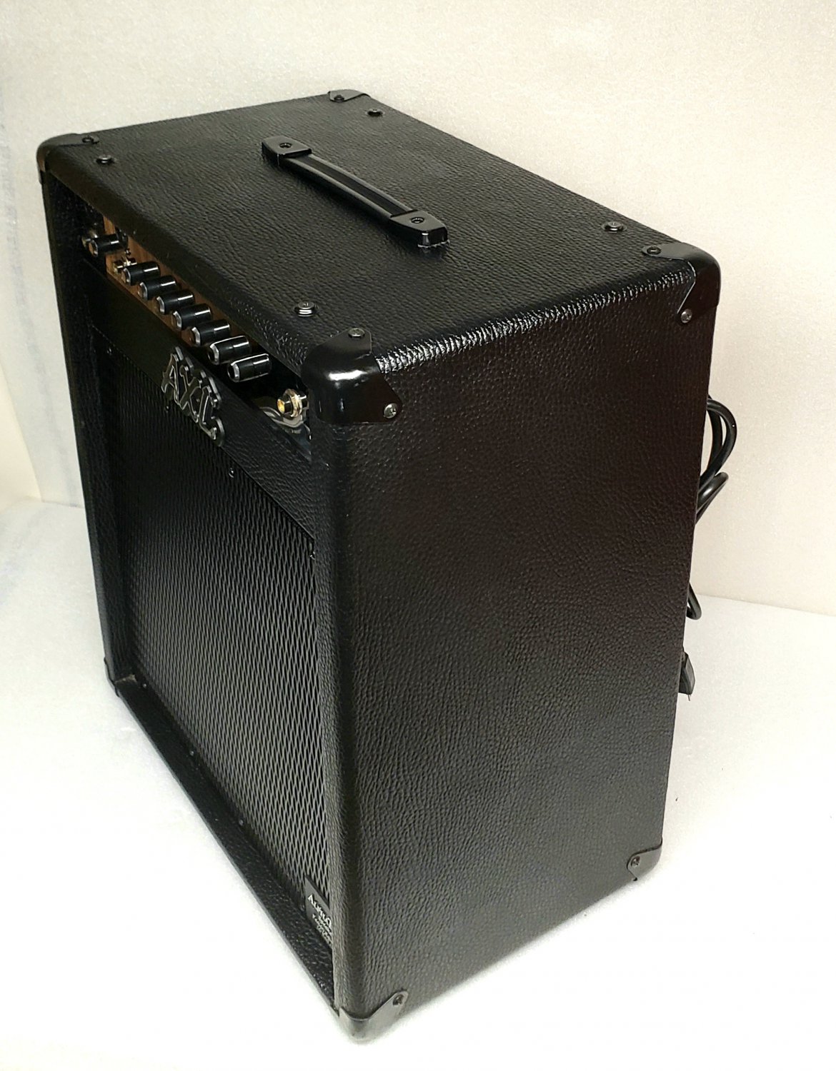 AXL B60 Bass Combo Amplifier