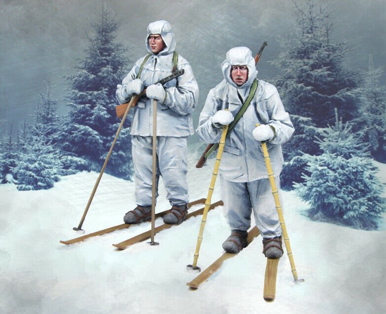 1/35 Resin Figure Model Kit Unassembled Unpainted Soviet Winter Soldier Skiing