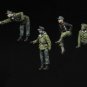 1/35 Resin Figure Model Kit German Tank Crew Receive Order WWII (Soldiers+horse)