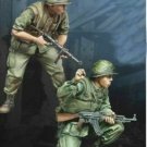 1/35 Resin Figure Model Kit Vietnam War USMC 2 Soldiers MOVE! MOVE! Unassembled