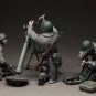 1/35 Resin Figure Model Kit Russian Antitank Team Loading Weapon WWII Soldiers