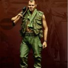 1/35 Resin Figure Model Kit Vietnam War US Soldier Cigar Smoking Unpainted